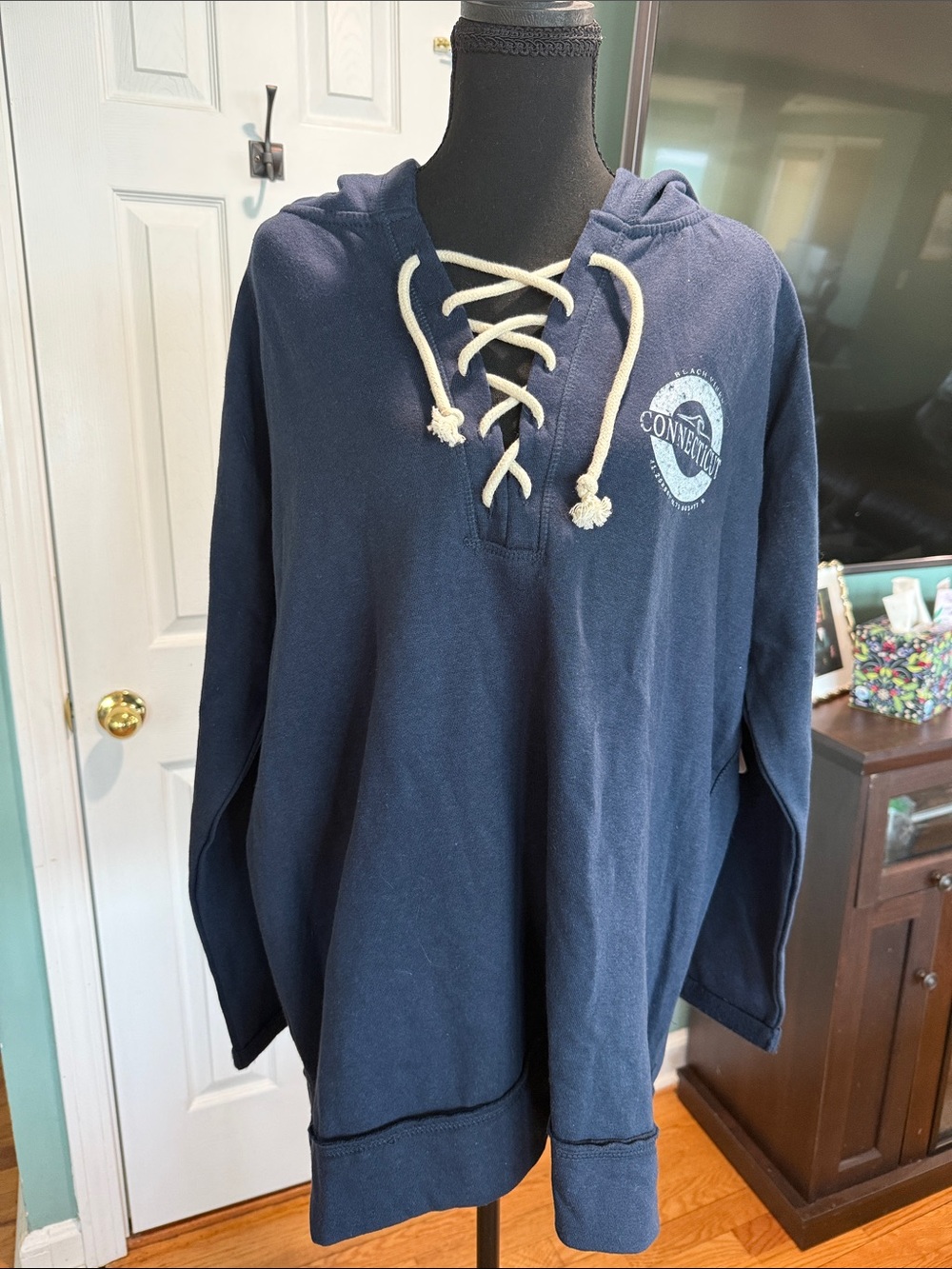 EAST COAST VINTAGE APPAREL Connecticut Sweatshirt Navy Nautical Coastal